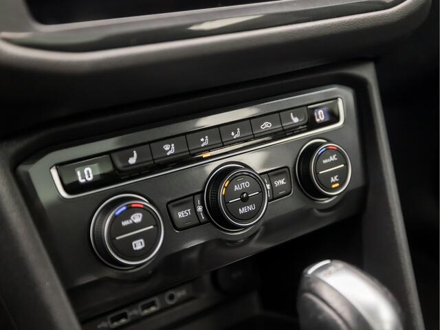 Volkswagen TIGUAN Allspace 1.4 TSI Highline Sport 7 Persoons 150Pk Automaat (PANORAMADAK, VIRTUAL COCKPIT, APPLE CARPLAY, 360 CAMERA, MEMORY SEATS, LEDER, STOELVERWARMING, ADAPTIVE CRUISE, GETINT GLAS, NIEUWSTAAT)