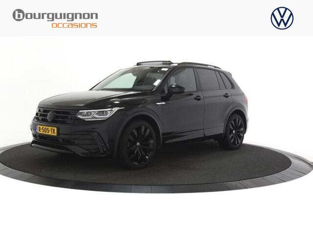 Volkswagen TIGUAN 1.5 TSi 150 Pk Automaat R-Line Business+ | Full LED | Black Style | Panoramadak | Trekhaak | 20 Inch | Winterpakket | 72.867 Km!!