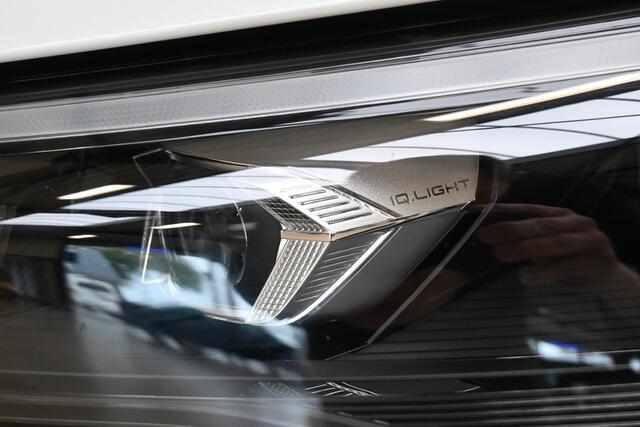 Volkswagen TIGUAN 1.5 eHybrid 272pk R-Line | Leder | Panoramadak | 360° Camera | 100% (Dealer) onderhouden label | RIJKLAARPRIJS |