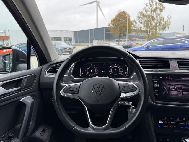 Volkswagen TIGUAN 1.4 TSi 245 Pk eHybrid Automaat Life | Adaptive Cruise | Camera | CarPlay | Climate | 18 Inch | Privacy Glass | 54.682 KM!!
