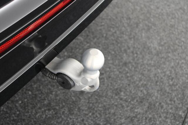 Volkswagen TIGUAN 1.4 TSI 245pk eHybrid R-Line Business+ Black Style Panoramadak Trekhaak Stoelverwarming