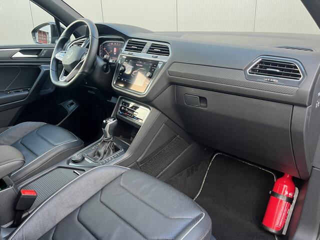 Volkswagen TIGUAN All-Space 2.0 TSI R-Line 4Motion 7 Pers / Pano / Gekoelde stoelen / Sfeer verlichting / Trekhaak