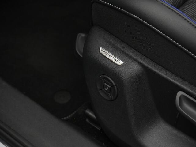 Volkswagen TIGUAN 1.5 eHybrid 204 pk DSG R-Line Edition | Panoramadak | Trekhaak | Adaptive Cruise | Side Assist | Park Assist | 20 inch