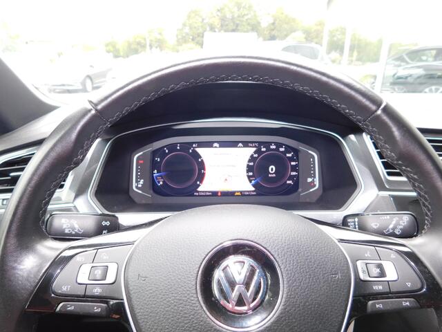 Volkswagen TIGUAN 1.5TSI 131PK R-LINE!! All-in Prijs! PANO!