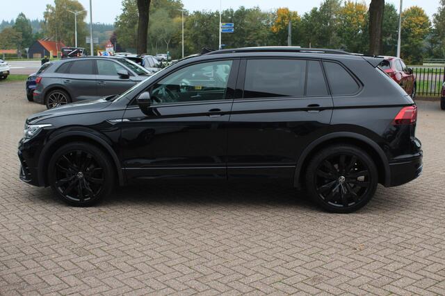 Volkswagen TIGUAN 1.5 TSI R-Line Business+ / Trekhaak / Panoramadak / 360Camera / Head-up / Leder / 20'' / Memory seats / Dodehoek / Navigatie / Stoelverwarming 4x / Stuurverwarming / DAB / ACC