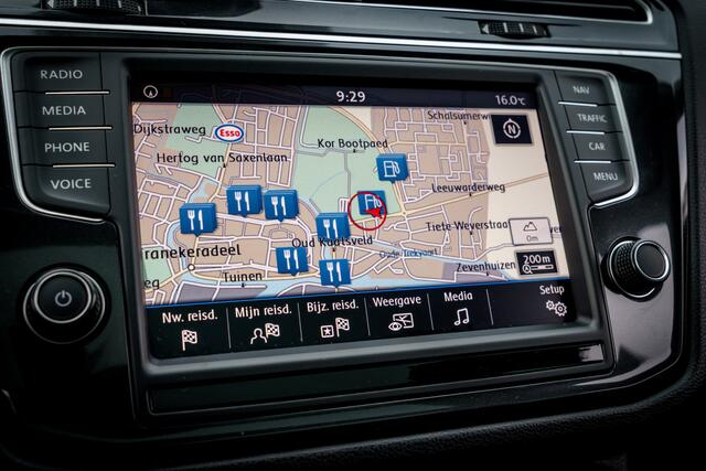 Volkswagen TIGUAN 1.4 TSI Comfortline Business | Panoramadak | LED | Cruise | Stoelverwarming | PDC