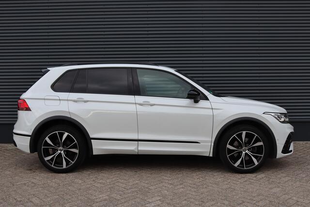 Volkswagen TIGUAN 1.4 TSI 180kW eHybrid R-Line Black Style IQ.Light/DCC/Keyless/360/Virtual Cockpit/Dodehoek/20" Misano/Trekhaak wegkl.