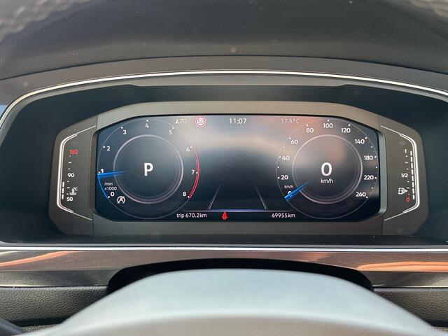 Volkswagen TIGUAN Allspace 1.5 TSI 150pk DSG R-Line Business 5P. Navigatie Trekhaak