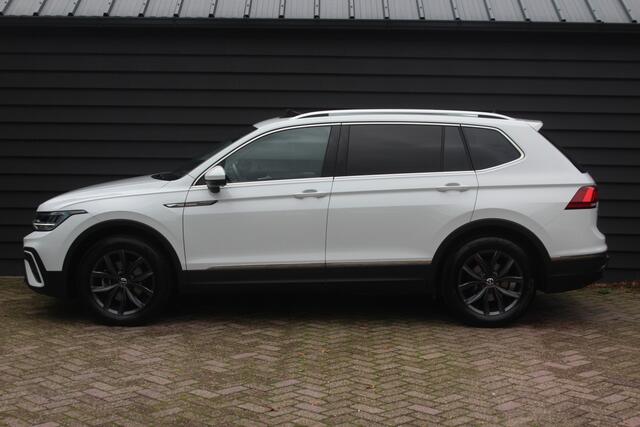 Volkswagen TIGUAN Allspace 1.5 TSI Life Business - 7 PERSOONS - PANODAK - TREKHAAK - VIRT. COCKPIT -