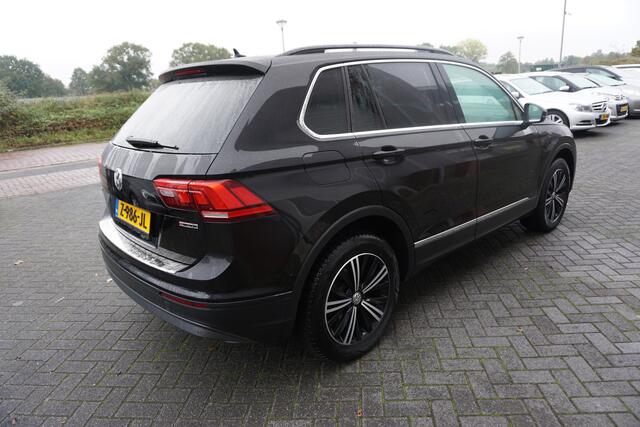 Volkswagen TIGUAN 1.4 TSI 150PK 4MOTION HIGHLINE OFFROAD AUTOMAAT PANORAMADAK 360CAMERA LEDER STOELVERWARMING ELECTR.STOEL+MEM ELECTR.KLEP ADAPTIEVE CRUISE ANDROID/APPLECARPLAY NAVI CLIMA PDC V+A ENZ...
