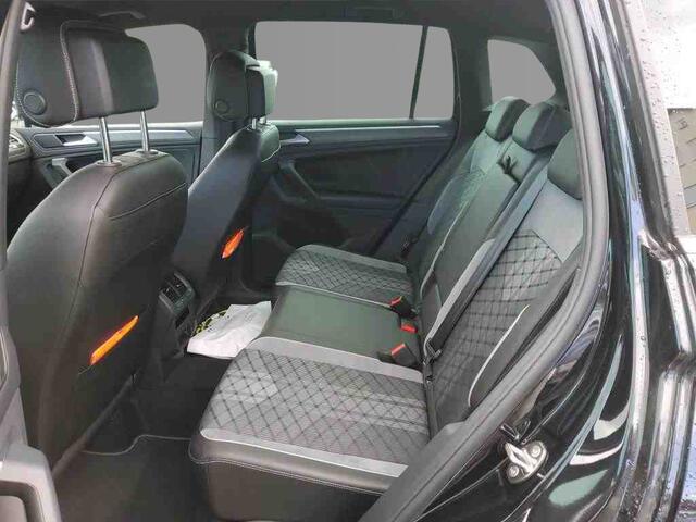 Volkswagen TIGUAN 1.4 TSI eHybrid 245pk PHEV R-Line Business / Trekhaak-1800kg / Navi / Adaptive Cruise / Wordt Verwacht