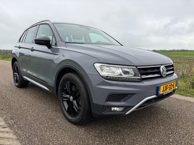 Volkswagen TIGUAN 2.0 TSI 4M. HIGHLINE / AUTOMAAT / PANO / BOMVOLL