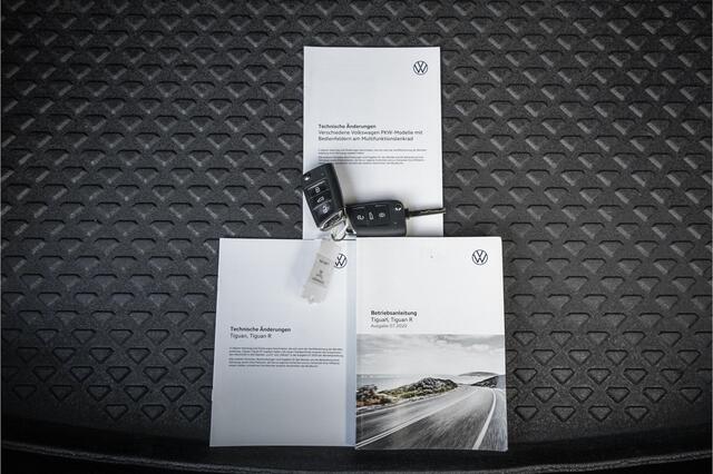 Volkswagen TIGUAN 1.5 TSI R-Line Pano ACC 21" BTW