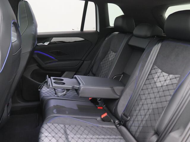 Volkswagen TIGUAN 1.5 eHybrid R-Line Edition 272PK DSG Black style, Rondomzichtcamera, Matrix LED, Panoramadak, 20" lichtmetaal, Stoel en stuurverwarming, Keyless, elektrische achterklep, Side Assist