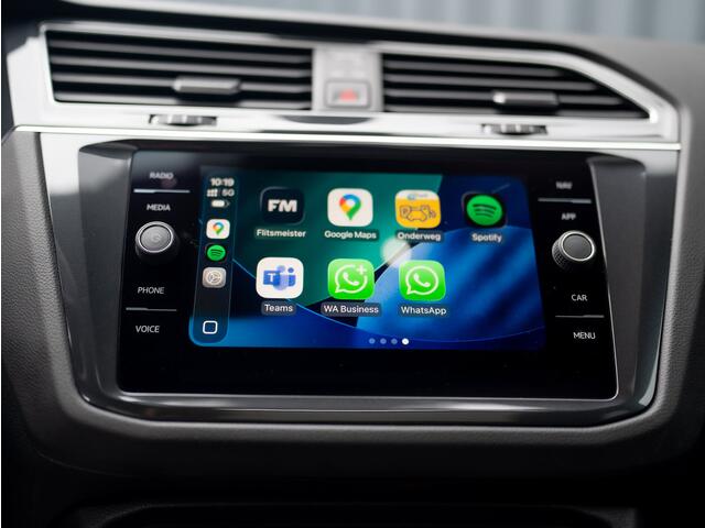 Volkswagen TIGUAN 1.5 TSI R-Line Black Style | Panodak | Elk. A-klep | IQ Light | Camera | Prijs Rijklaar!!