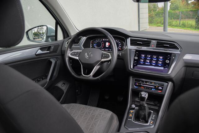 Volkswagen TIGUAN 1.5 TSI Life Business / Adaptive Cruise Control/ Virtual Cockpit/ Panoramadak/ Trekhaak/ 110kW (150PK)