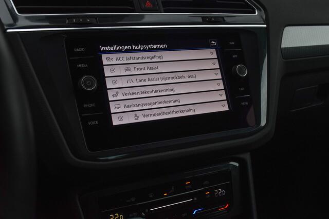 Volkswagen TIGUAN 1.5 TSI Life Business / Adaptive Cruise Control/ Virtual Cockpit/ Panoramadak/ Trekhaak/ 110kW (150PK)