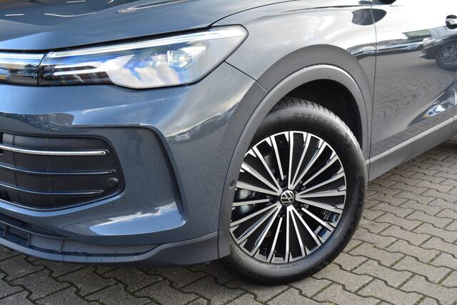 Volkswagen TIGUAN 1.5 eTSI Life Edition | ACC | Camera | Winter Pakket | Fabrieksgarantie |