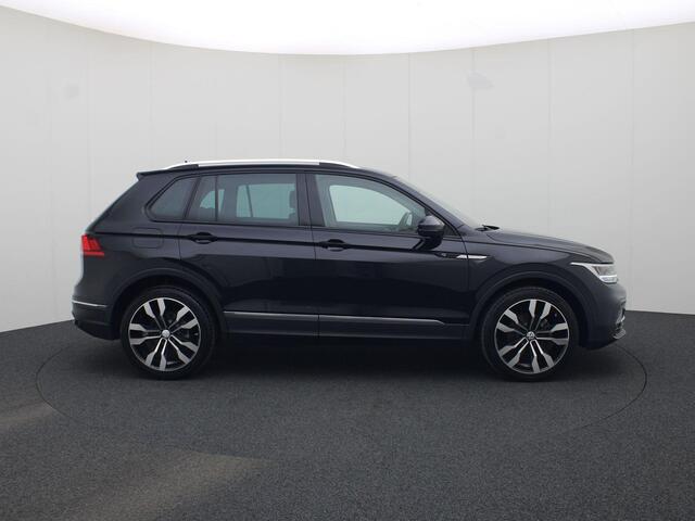Volkswagen TIGUAN 1.5TSI/150PK Life R line DSG · Navigatie · Apple/Android Car Play · Stoel-& stuurverwarming · Garantie tot april 2026 Of 100000km.