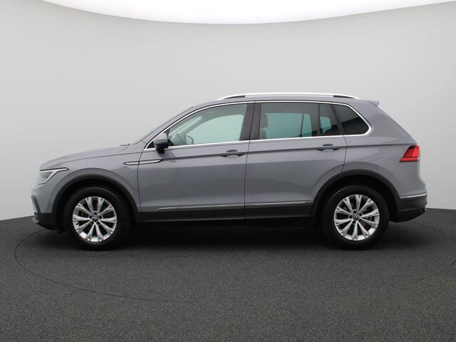 Volkswagen TIGUAN 1.5 TSI Life Business 130PK Adaptieve Cruise Controle, Keyless, Navi, PDC voor en achter, Clima, Digital Cockpit, 17" LM Velgen