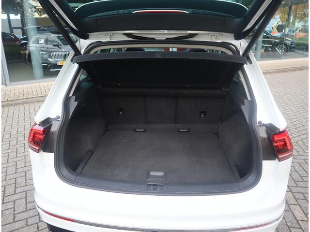 Volkswagen TIGUAN 2.0 TSI 4Motion Highline / R-Line / Panoramadak