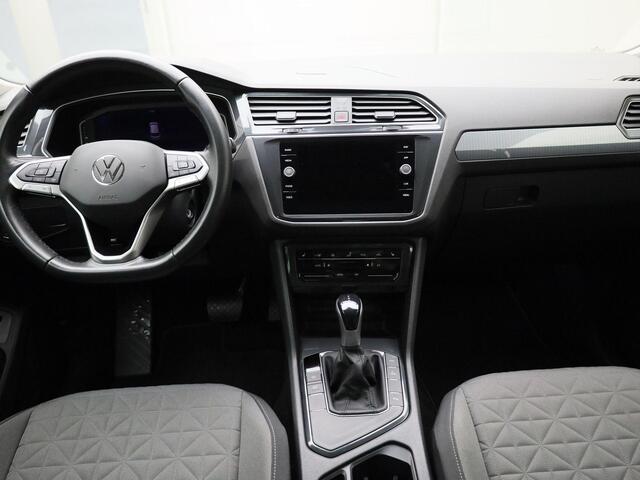 Volkswagen TIGUAN 1.4 TSI eHybrid 245pk DSG Life · Camera · Stoel -& Stuurverwarming · Navigatie · Draadloze Telefoonoplader · 17"Velgen · Spraakbediening · DAB · ACC ·