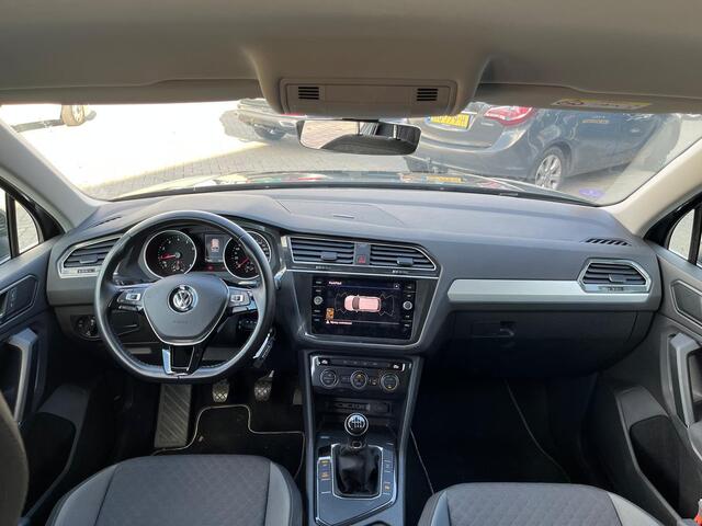 Volkswagen TIGUAN 1.5 TSi 130 Pk Comfortline | Navigatie | Adaptive Cruise | LED | Camera | Climate Controle | Trekhaak | 17 Inch | 110.052 KM!!