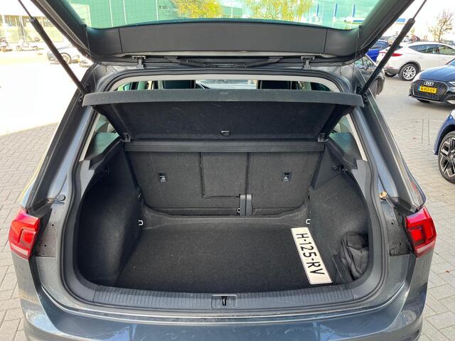 Volkswagen TIGUAN 1.5 TSi 130 Pk Comfortline | Navigatie | Adaptive Cruise | LED | Camera | Climate Controle | Trekhaak | 17 Inch | 110.052 KM!!