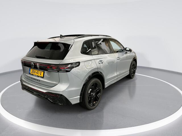 Volkswagen TIGUAN 1.5 204pk DSG eHybrid R-Line Edition · Panoramadak · 360 Camera · Elek. Trekhaak · Elek. Achterklep · Massage · 20'' Inch · Garantie t/m 18-08-2029 of 100.000km