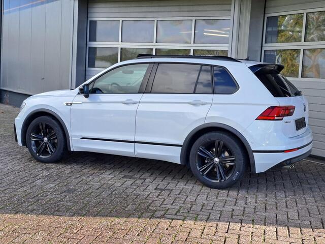 Volkswagen TIGUAN 1.5 TSI ACT R-line, Blackstyle, Panoramadak, LED, Camera, Apple Carplay/Android Auto