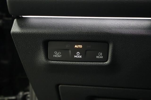 Volkswagen TIGUAN 1.5 eHybrid R Line Edition | Panoramadak | Trekhaak | Matrix