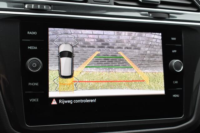 Volkswagen TIGUAN 1.5 TSI Life Automaat Navigatie/carplay