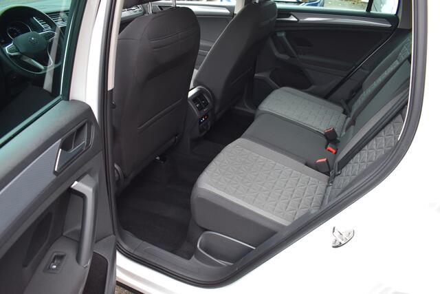 Volkswagen TIGUAN 1.5 TSI Life Automaat Navigatie/carplay