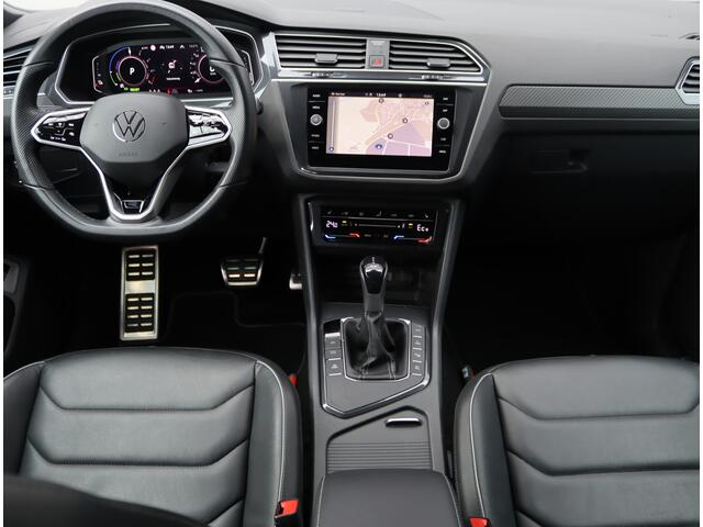 Volkswagen TIGUAN 1.4 TSI eHybrid R-Line | Black Style | Leder | Trekhaak | 360 Camera