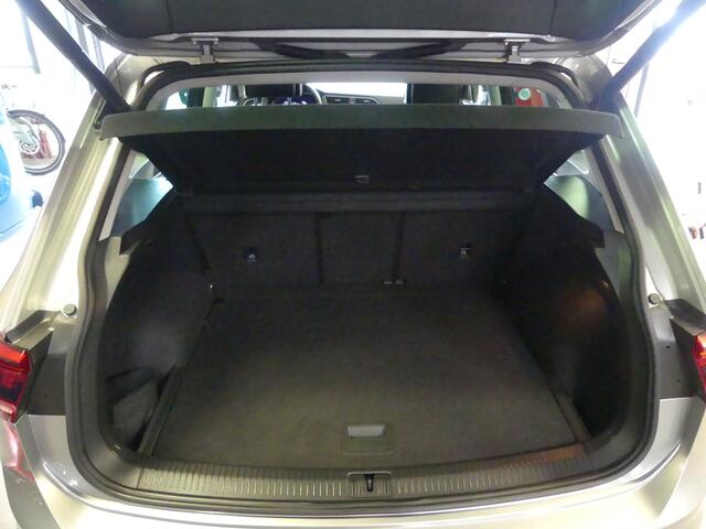 Volkswagen TIGUAN 2.0 TSI 4Motion R-Line / Panodak / Trekhaak