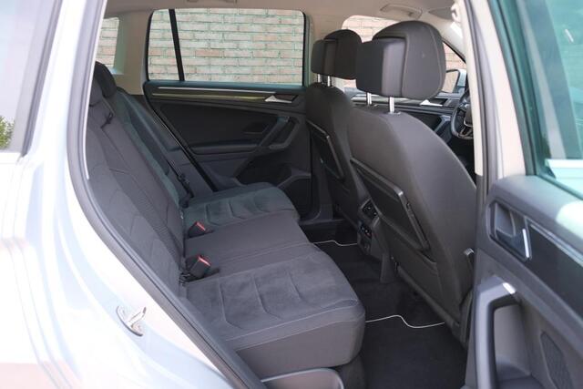 Volkswagen TIGUAN 1.5 TSi ACT 150pk DSG Highline | App Connect | Climate | Adaptive Cruise | Digital Cockpit | Winter pakket | Trekhaak