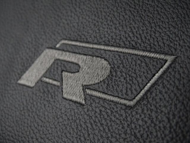 Volkswagen TIGUAN 1.5 TSI 150PK automaat / Highline / R-line / LED *NAP*