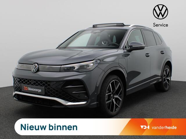 Volkswagen TIGUAN 1.5 eHybrid R-Line Edition 272PK DSG Pano-Schuifdak, 20" LM Velgen, Trekhaak, Matrix LED-Verlichting, Ergo Comfort Stoel, Navi, Side Assist, Elektr. Achterklep