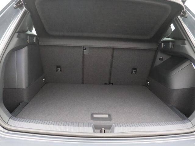 Volkswagen TIGUAN 1.5 eHybrid R-Line Edition 272PK DSG Pano-Schuifdak, 20" LM Velgen, Trekhaak, Matrix LED-Verlichting, Ergo Comfort Stoel, Navi, Side Assist, Elektr. Achterklep