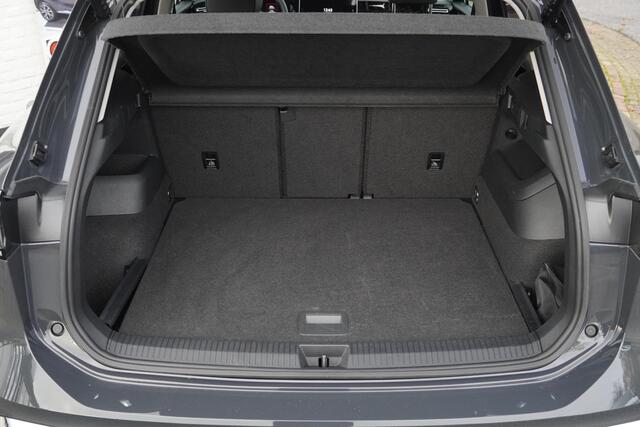 Volkswagen TIGUAN 1.5 eTSI Elegance 360-camera Massage-stoel LED-IQ NAVI
