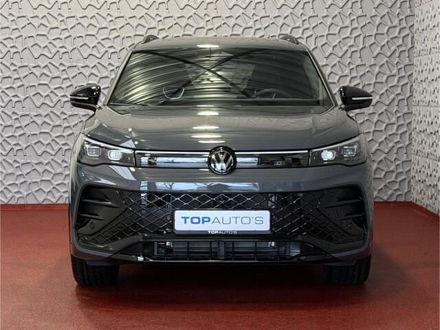 Volkswagen TIGUAN 1.5 eHYBRID 272PK NW AUTO R-LINE PANO XL.NAVI BLACK.STYLE 360.CAM ELEK.KLEP MATRIX.LED 20''LMV MASSAGE PHEV PLUG IN HYBRID "Volkswagen rijden begint bij Topautos.nl - 75 topmodellen direct op voorraad!"