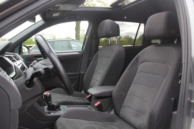 Volkswagen TIGUAN Allspace 1.5 TSI Highline Business R-line / Panoramadak / Camera / Keyless / 20'' / Navigatie / Virtual Cockpit / Stoelverwarming / DAB / Dodehoek / ACC