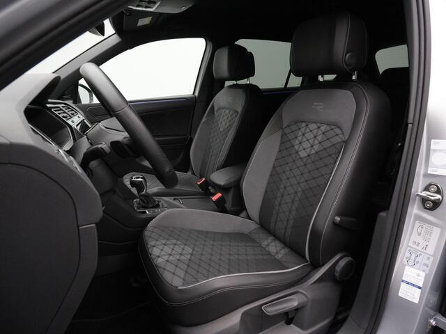 Volkswagen TIGUAN 1.4 TSI eHybrid 245 pk DSG R-Line Business | Trekhaak | IQ Light | Stuur-/stoelverwarming | Achteruitrijcamera
