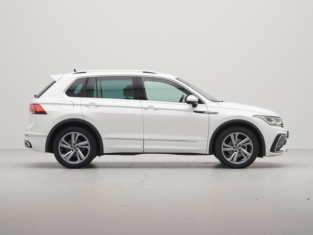 Volkswagen TIGUAN 1.5 TSI 150pk DSG R-Line Business Trekhaak Navigatie Camera Pdc Acc Carplay 10