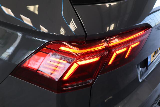 Volkswagen TIGUAN 1.4 TSI eHybrid R-Line Business+ ACC/PDC Leder Elek.Stoelen Memory 20''LM Trekhaak. 24 maanden garantie mogelijk (*vraag naar de voorwaarden)