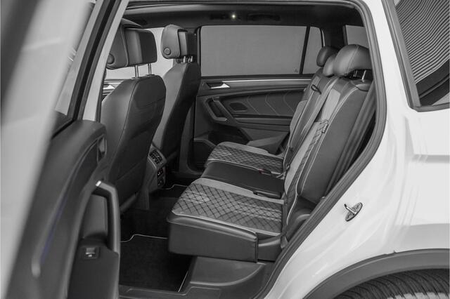 Volkswagen TIGUAN Allspace 1.5 TSI R-Line 7-Pers Pano Camera 19"