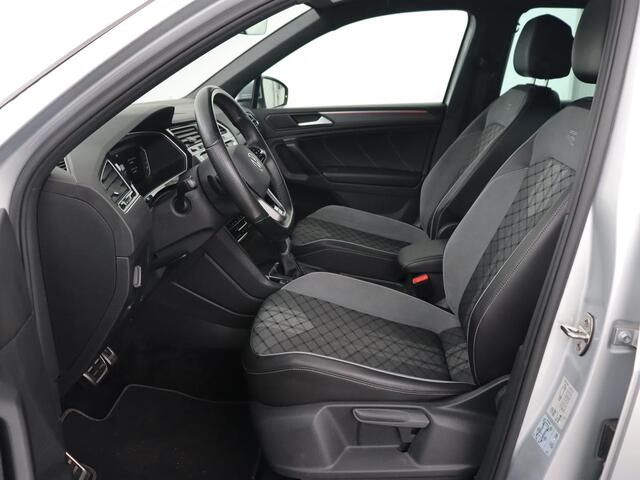 Volkswagen TIGUAN 1.4 TSI eHybrid R Line | Matrix LED | Camera | Carplay | Adaptive cruise | 19'' | Navigatie | Park Assist | Virtual Cockpit | Climate control | DAB | Getint glas