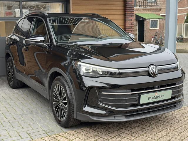 Volkswagen TIGUAN 1.5 eTSI Life,Carpl,Trekh,Led,Cam 360,Adap cruise