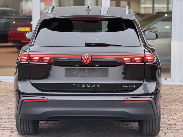 Volkswagen TIGUAN 1.5 eHybrid Life Edition | Facelift | Trekhaak | keyless | 18" | stoel en stuurverwarming
