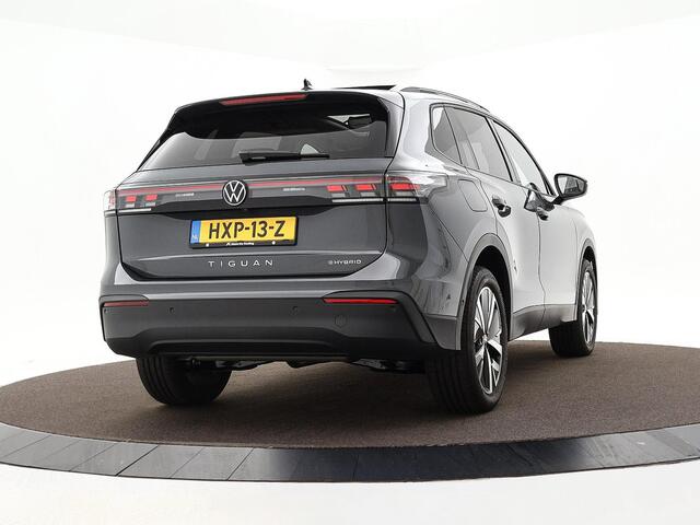 Volkswagen TIGUAN 1.5 eHybrid Life Edition 204PK l Assistance plus l Panoramadak l 19" Catania l Design pakket